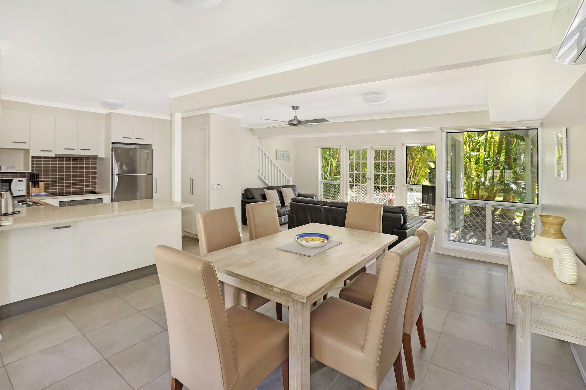 Coral Beach Noosa Resort Noosaville Exterior photo
