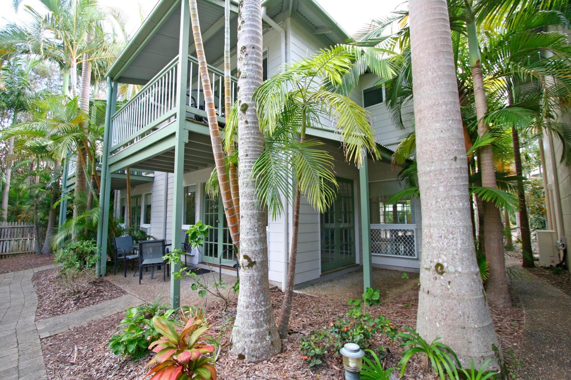 Coral Beach Noosa Resort Noosaville Exterior photo